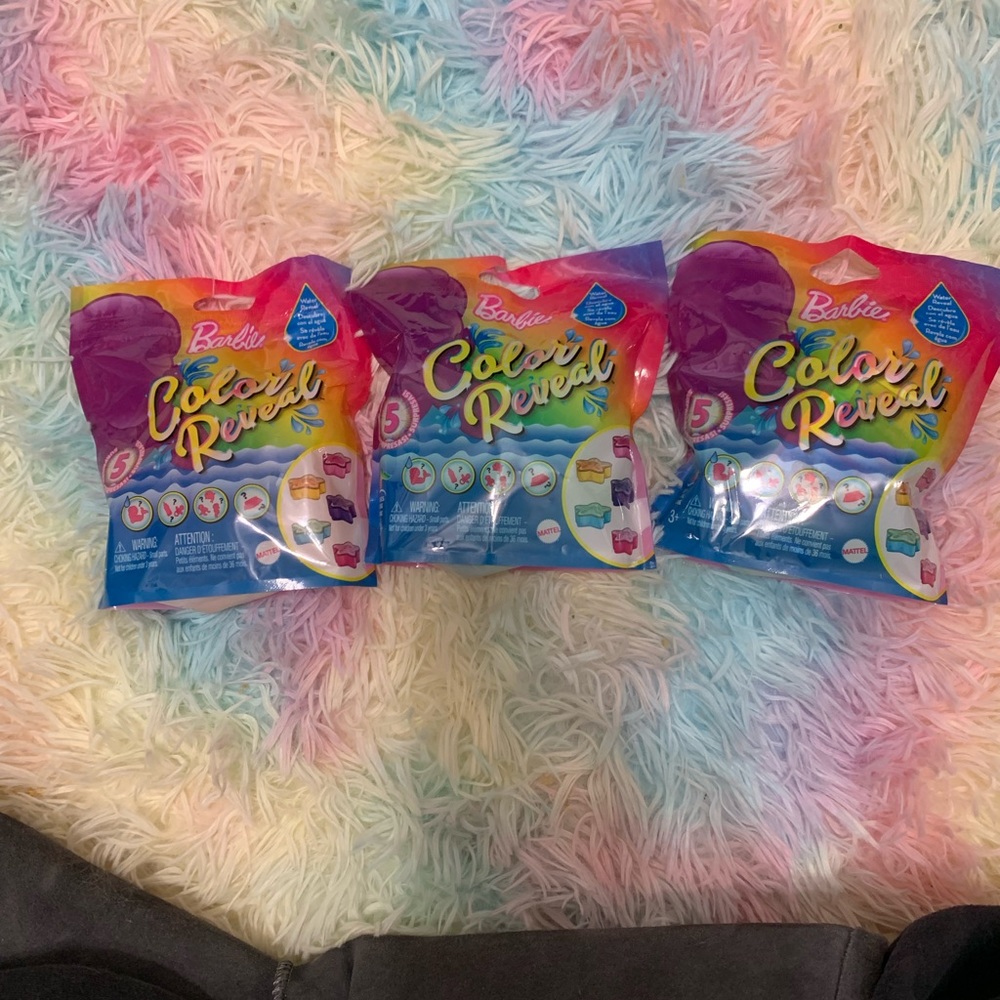 Barbie color reveal set of 3